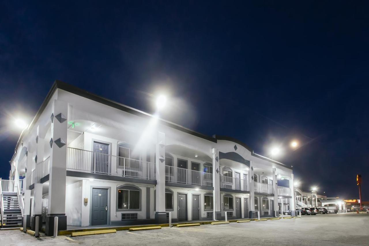Space City Inn Хьюстон Экстерьер фото